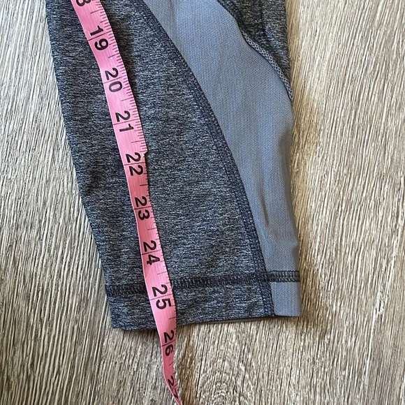 Lululemon Inspire Tight leggings size 10 in gray workout pants - Picture 5 of 7